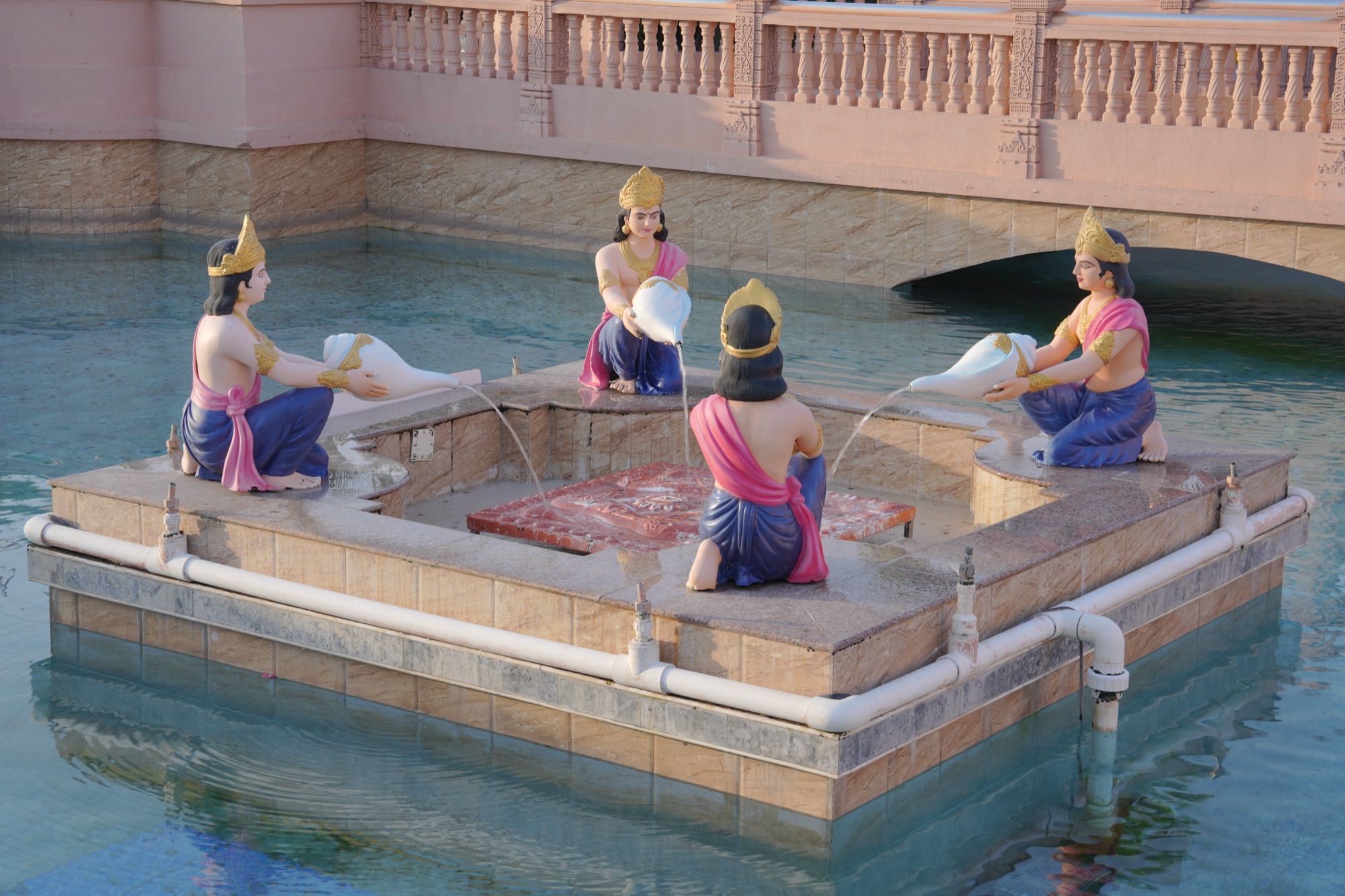 Shri Charanarvind abhishek fountain